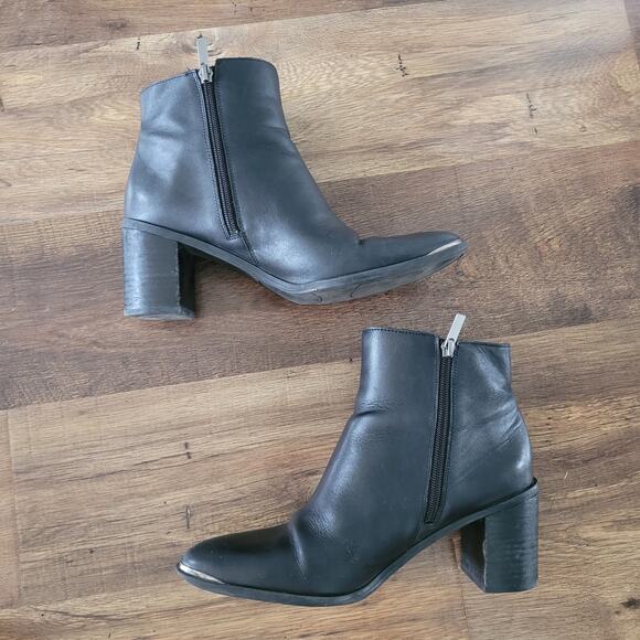 Franco Sarto Bette Women's Black Chelsea Boots Size 9.5M Ankle Booties Chic - Picture 10 of 16